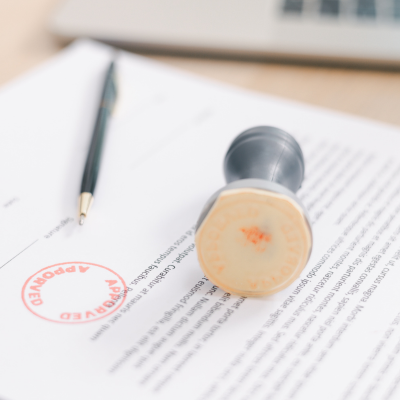 Documentos legales para dirección tributaria y comercial